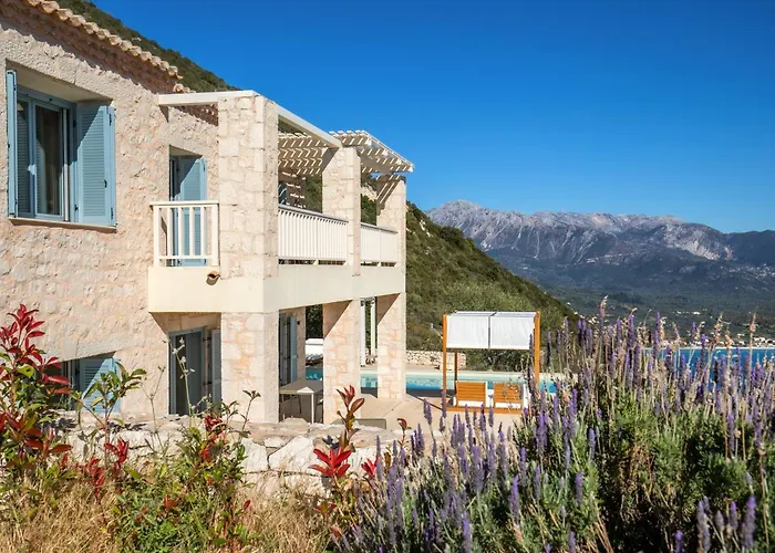 Urania Luxury Vila