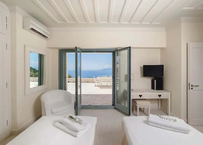 Urania Luxury Vila *