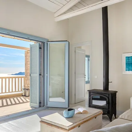 Urania Luxury Villa