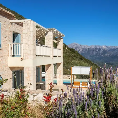 Urania Luxury Villa