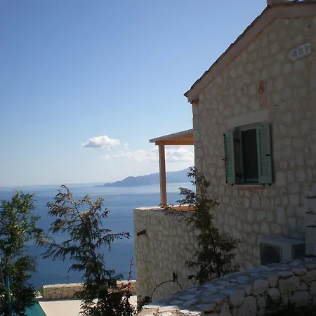 Urania Luxury Villa Vasiliki