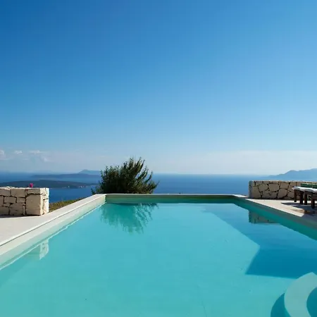 Villa Urania Luxury Vasiliki (Lefkada)