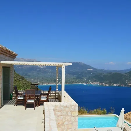 Urania Luxury فيلة