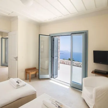 Urania Luxury فيلة
