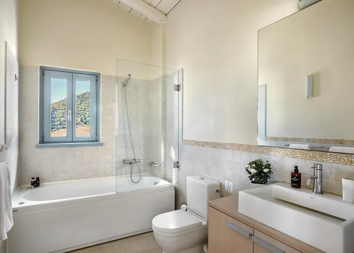 Urania Luxury Βασιλική